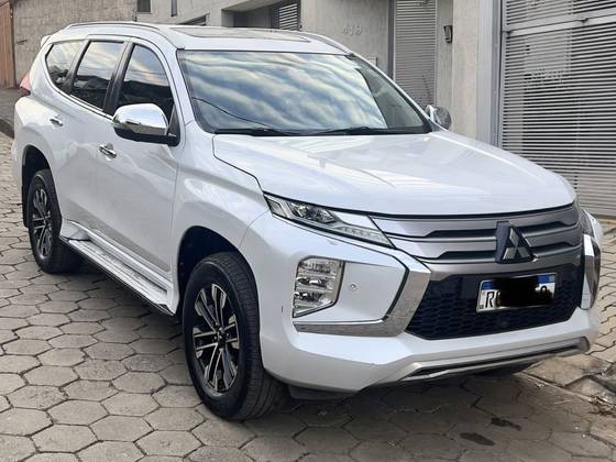 MITSUBISHI PAJERO SPORT 2.4 16V MIVEC TURBO DIESEL HPE-S AWD AUTOMÁTICO MITSUBISHI PAJERO SPORT 2.4 16V MIVEC TURBO DIESEL HPE-S AWD AUTOMÁTICO